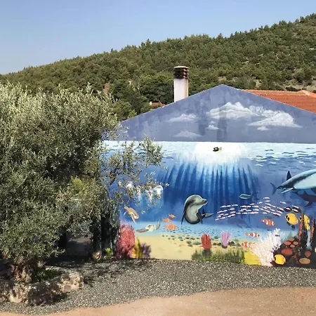 Elegant With Sea View In *