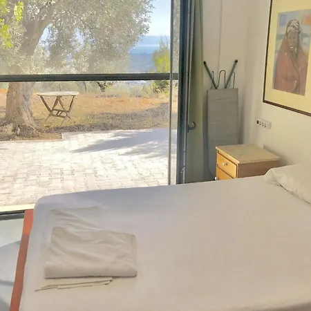 Elegant With Sea View In Villa Politiká
